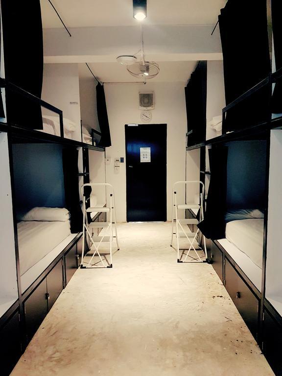 Seek Sleep Hostel Bangkok Exteriér fotografie