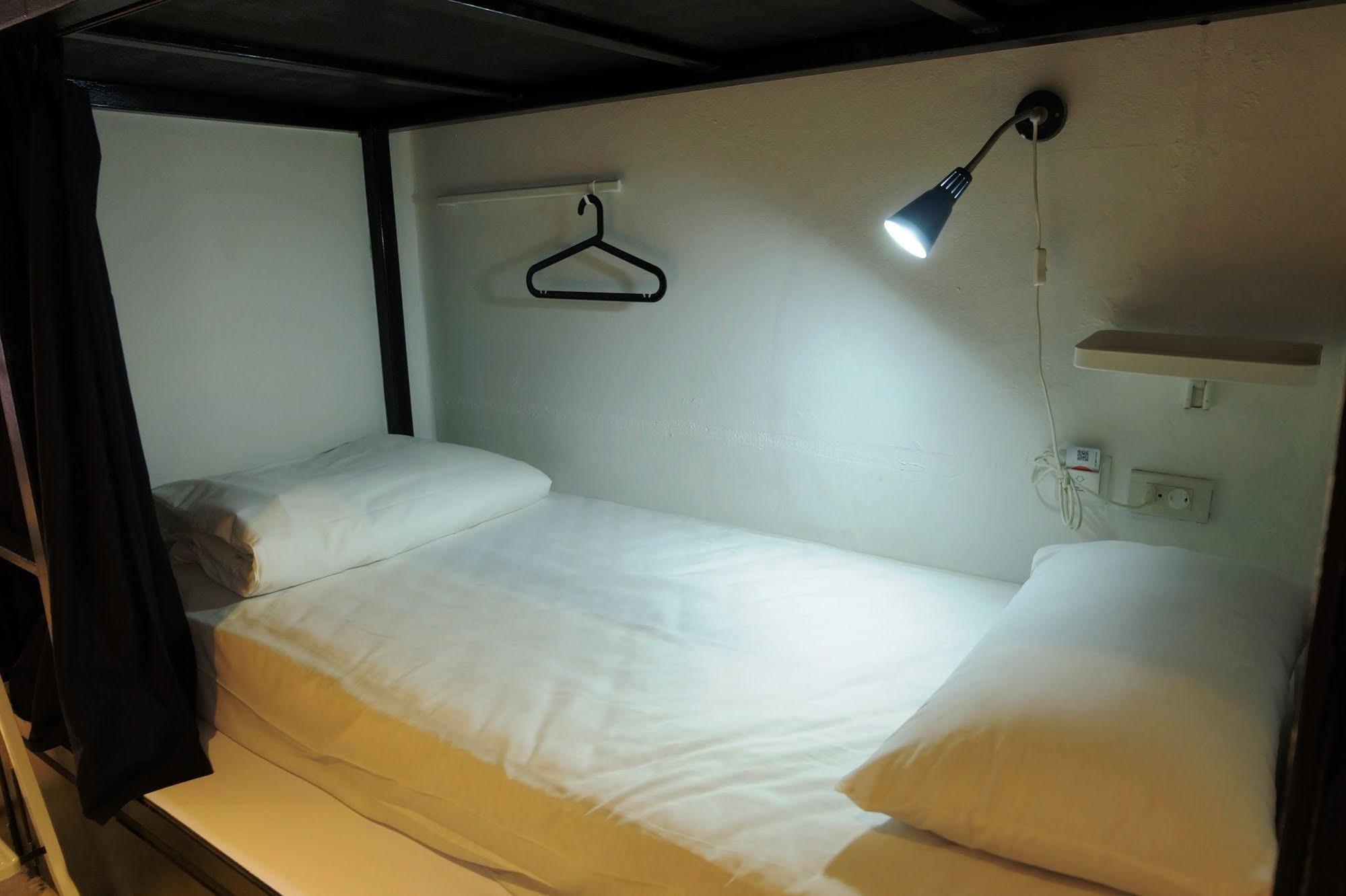 Seek Sleep Hostel Bangkok Exteriér fotografie